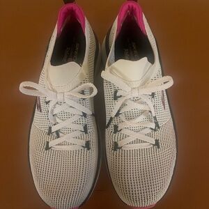 Skechers Women's Knit Sneakers in White and Pink